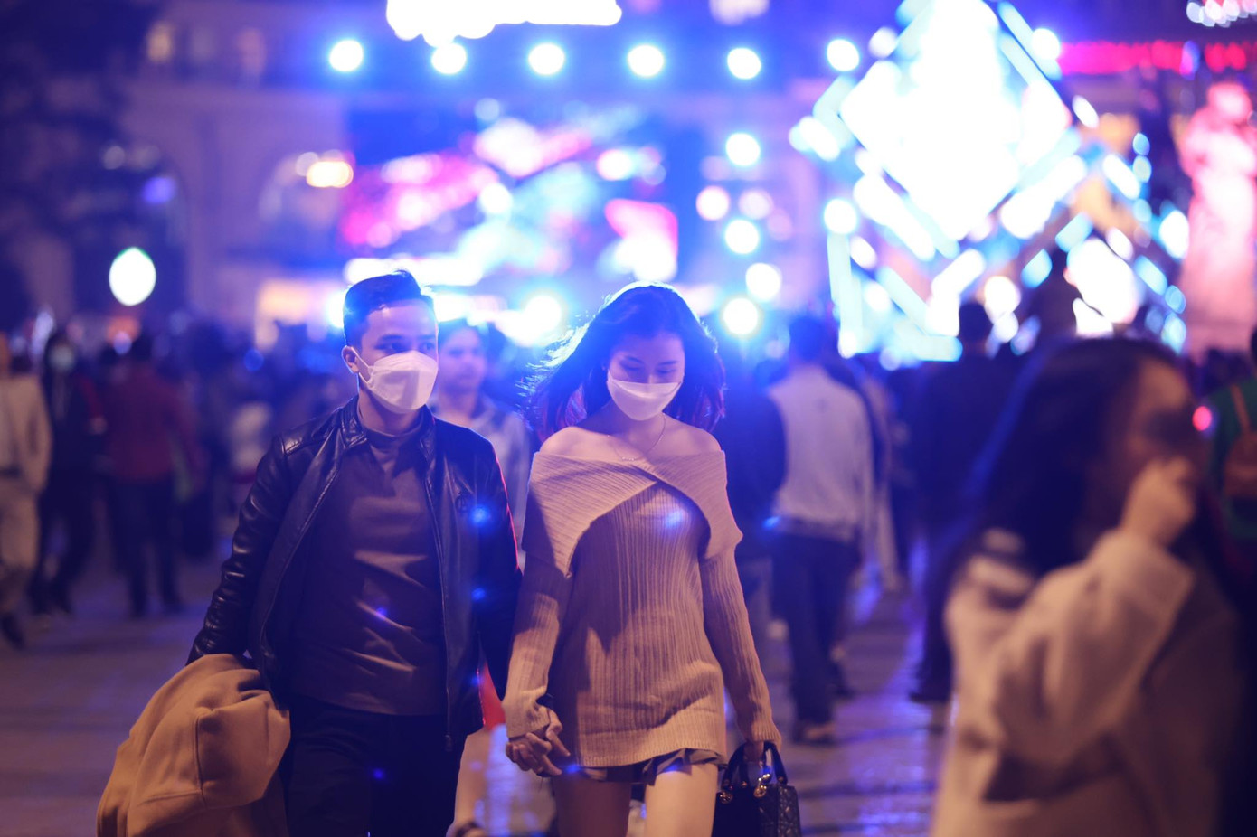 Không khí giáng sinh 2022 rộn ràng khắp nơi ảnh 35 Không khí giáng sinh 2022 rộn ràng khắp nơi ảnh 35