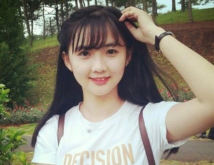 Những cô giáo xinh đẹp đốn tim cộng đồng mạng năm 2016 ảnh 9