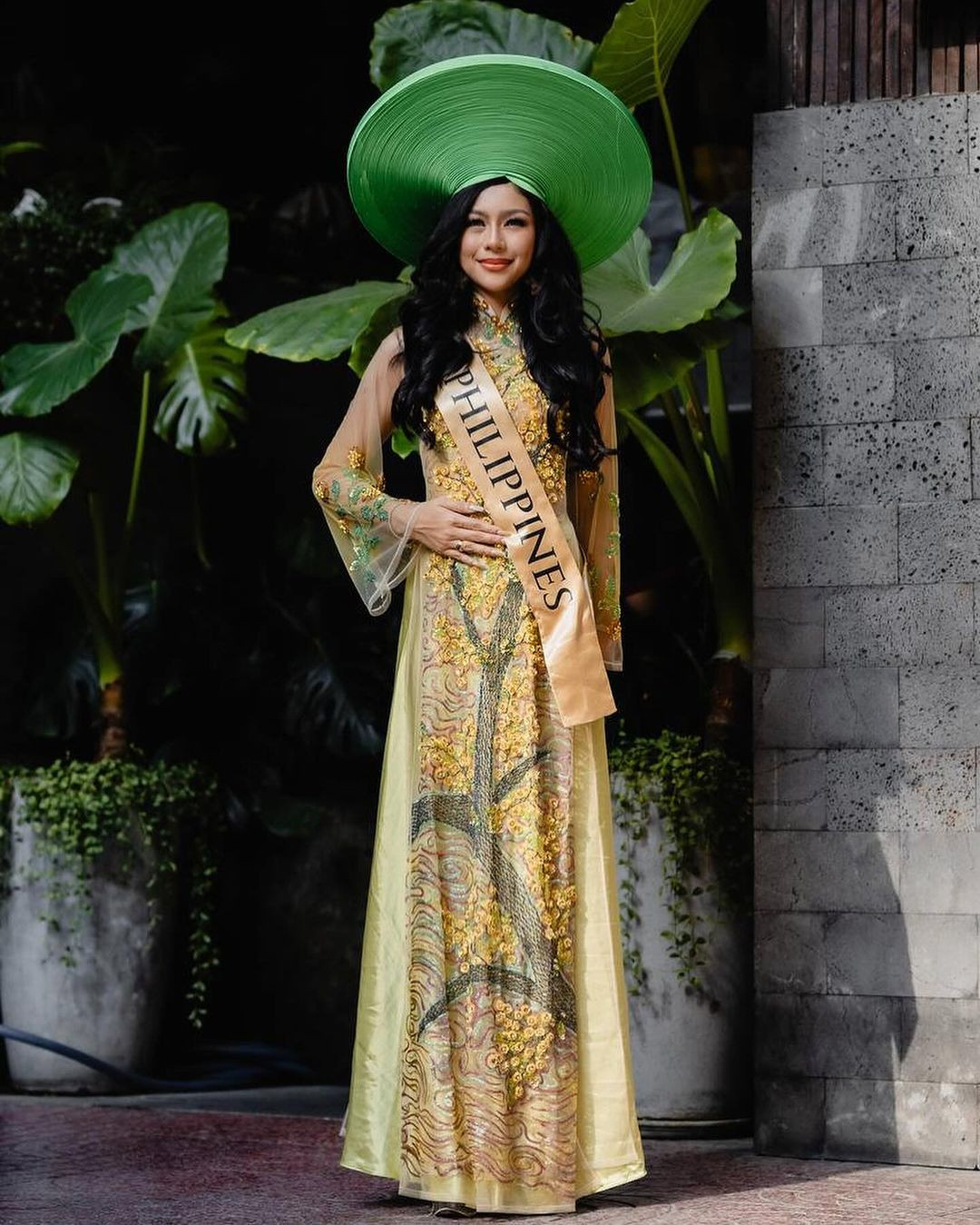 Pearl Hung là đại diện Philippines tại cuộc thi Miss Global 2023 đang tổ chức ở Việt Nam. Cô được đánh giá là một trong những ứng viên tiềm năng cho vương miện.