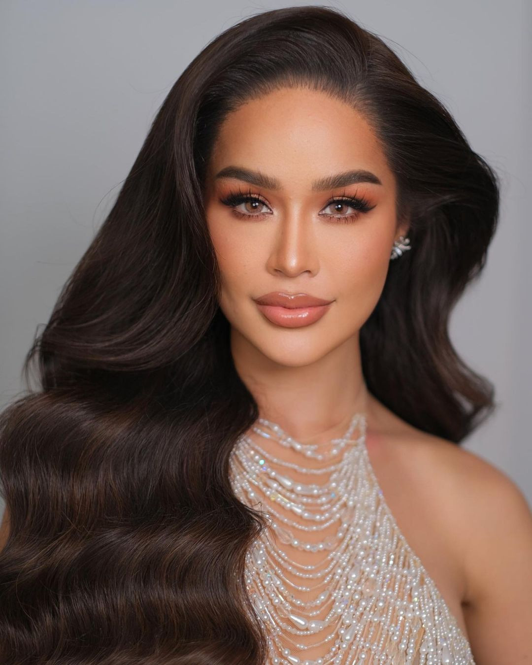 Cuộc thi Hoa hậu Thế giới lần thứ 71 dự kiến diễn ra vào tháng 4 ở Ấn Độ. Chuyên trang sắc đẹp Misscolombiatoday đã thống kê 10 thí sinh có lượng người theo dõi lớn nhất trên mạng xã hội. Đại diện Thái Lan - Tharina Botes là thí sinh có lượng người theo dõi lớn nhất trên instagram. Cô có hơn 551.000 người follow.