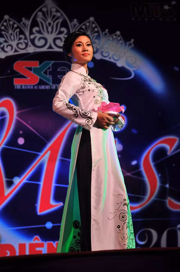 Những nữ sinh đẹp nhất Đại học Sân khấu Điện ảnh ảnh 4