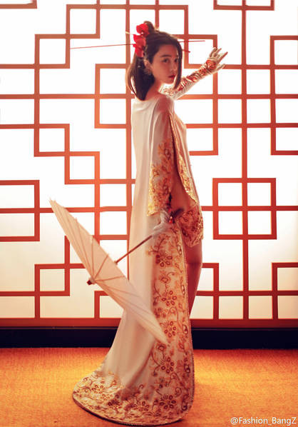 Ngất ngây ngắm Phạm Băng Băng đẹp rực rỡ và cuốn hút ảnh 10