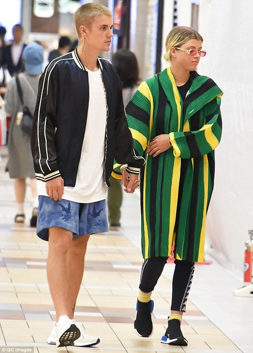 Justin Bieber 'đá' Sofia Richie, quay về với 'cô đào' Hailey Baldwin? ảnh 4