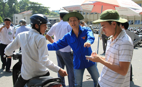 Cùng với đó là trông xe miễn phí