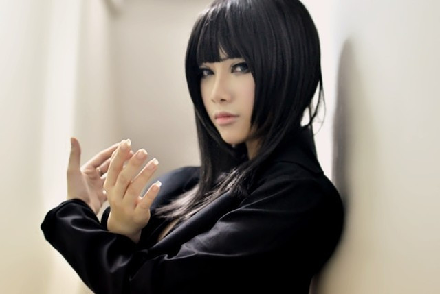  Với phong cách cos táo bạo và quyến rũ, cô nàng với nick name Hoa Mộc Lan là một trong những gương mặt rất được yêu thích trong cộng đồng cosplay Việt nói riêng và cộng đồng mạng nói chung