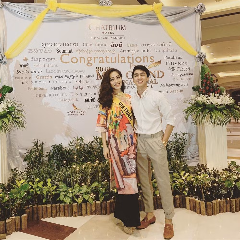 Bình An luôn bên cạnh Phương Nga trong những sự kiện quan trọng.