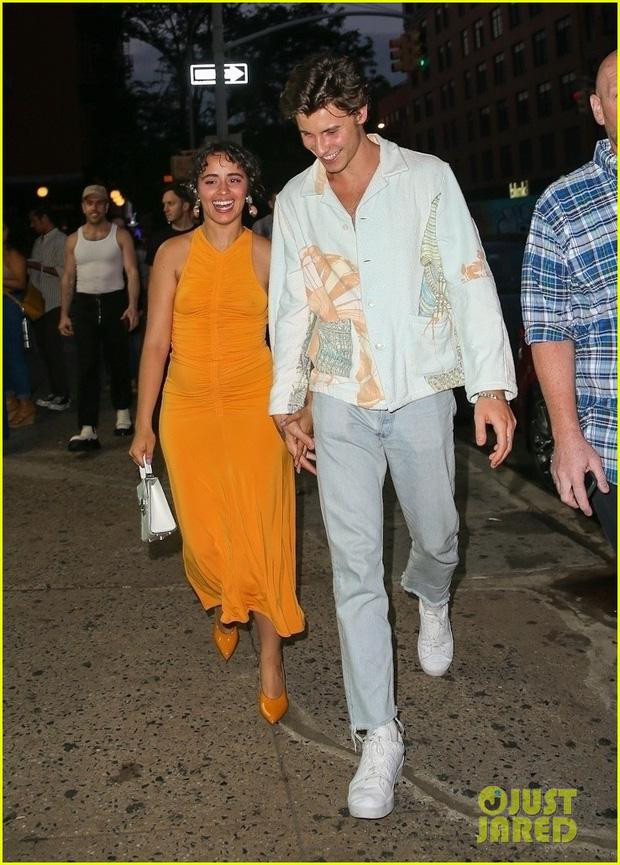 Thế nhưng, thời gian gần đây, giọng ca gốc Cuba dường như buông thả bản thân, body ngày càng phát tướng và sắc vóc già nua trông thấy khiến người hâm mộ thất vọng.