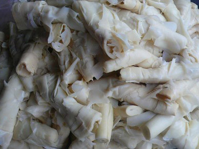 Măng được ngâm hóa chất trước khi bán ở chợ