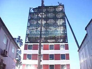 Tòa nhà 10 tầng được xây dựng với thời gian kỷ lục