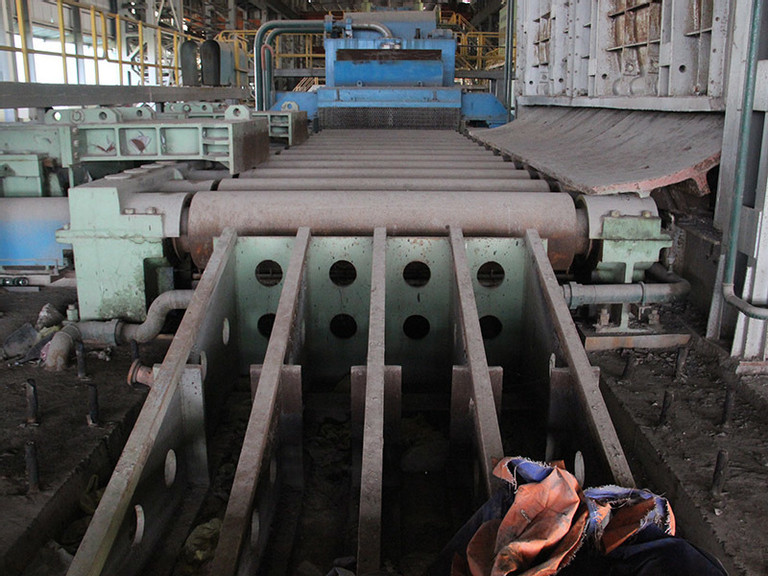 Nhà máy cán nóng thép tấm Cái Lân hoang phế. Ảnh: Phạm Công