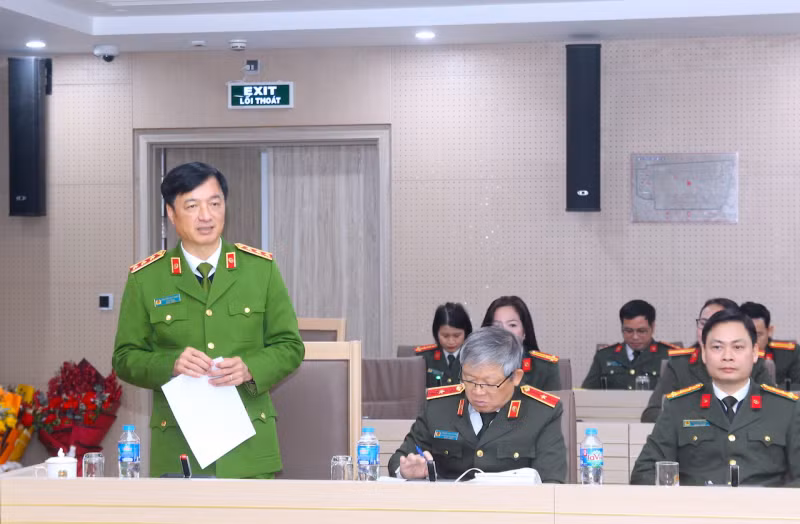 Thứ trưởng Nguyễn Duy Ngọc phát biểu tại buổi lễ. Thứ trưởng Nguyễn Duy Ngọc phát biểu tại buổi lễ.