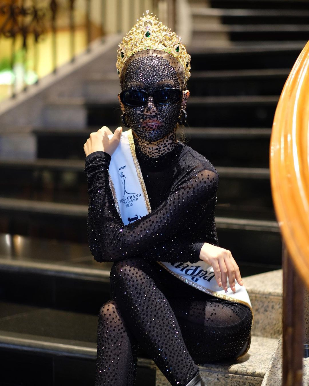 Sự xuất hiện của Hoa hậu Hòa bình Satun 2023 trở thành chủ đề bàn tán sôi nổi trên mạng xã hội. Với những màn làm lố của dàn thí sinh, cuộc thi Hoa hậu Hòa bình Thái Lan bị khán giả so sánh với "rạp xiếc". Thành công trong việc trở thành cuộc thi nhan sắc gây tò mò nhất xứ sở chùa vàng, tuy nhiên ông Nawat và ê-kíp của mình cũng đang dần đánh mất cảm tình của công chúng.