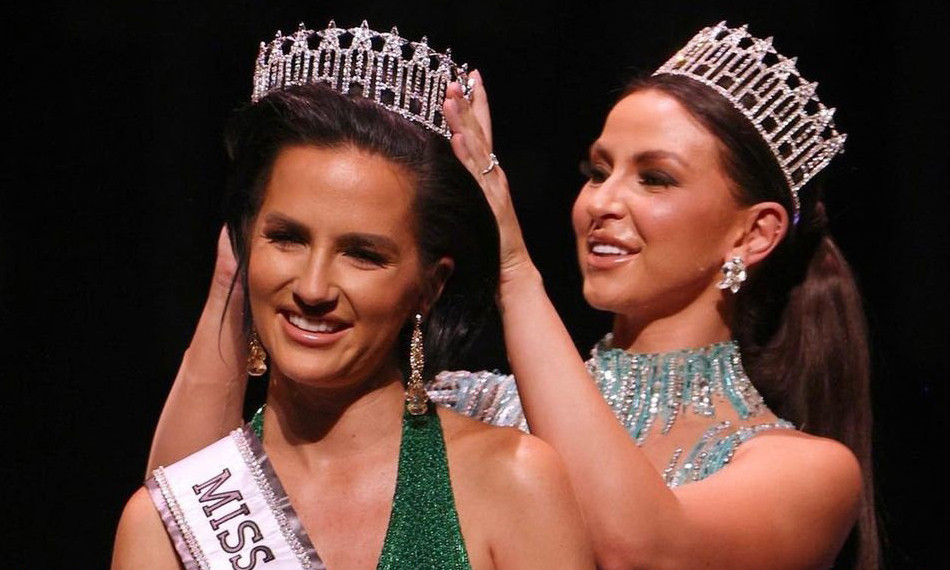 Elisabeth Bradley - Hoa hậu bang Utah 2022 đã bị tước vương miện.