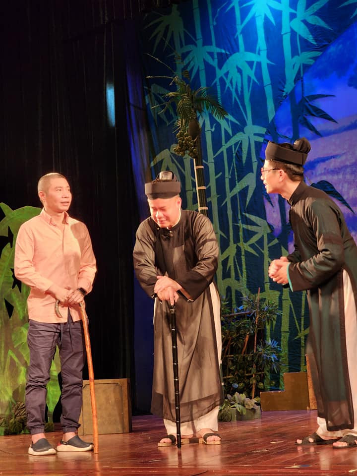 Hình ảnh NSND Công Lý tập kịch tại Nhà hát Kịch Hà Nội.