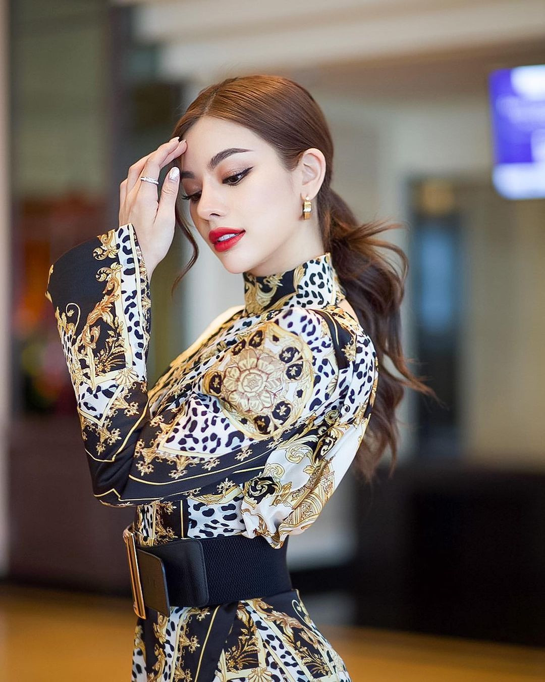 Pailiuus Prajakrattanakul sinh năm 1999, cao 1,7 m, vóc dáng quyến rũ. Paulius được khán giả Việt yêu mến vì cô là con lai với 3 dòng máu Thái - Việt - Trung. Pailiuus từng nộp đơn dự thi Miss Grand Nakhon Phanom 2020 nhưng bị từ chối. Sau 2 năm, cô trở lại cuộc thi và đăng quang ngôi vị cao nhất cùng 2 giải thưởng phụ.