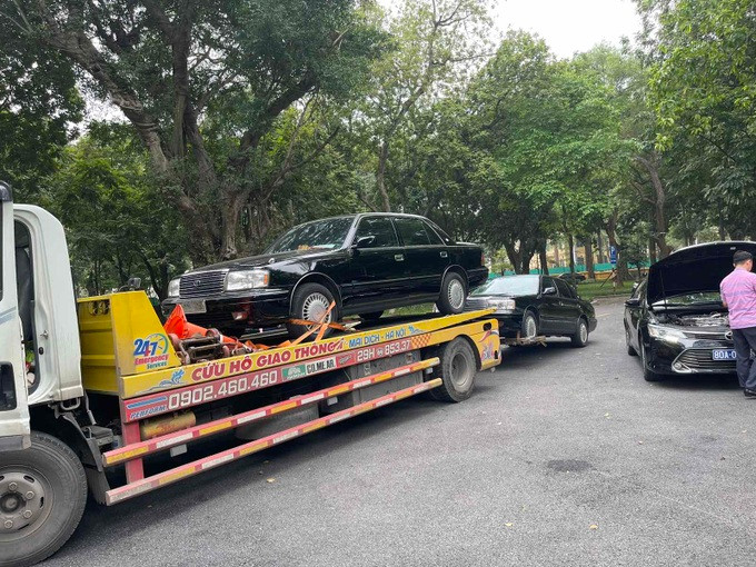 Anh Đ.G đưa xe ô tô trúng đấu giá từ Văn phòng Chính phủ về Bắc Ninh (Ảnh: Đ.G).