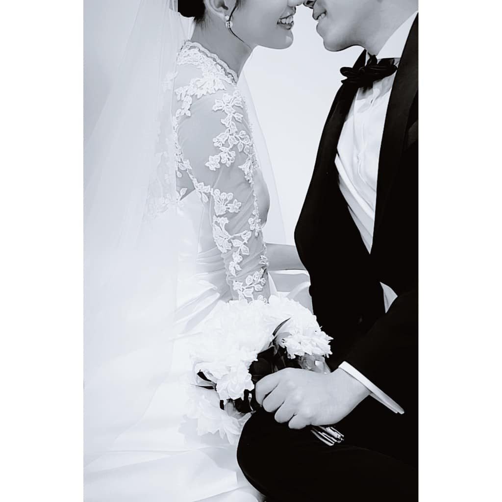 Ảnh cưới của Á hậu Phương Anh và bạn trai doanh nhân.