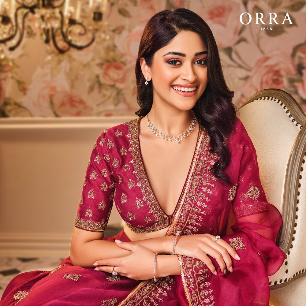 Nandini Gupta chia sẻ cô mong ước đi thi hoa hậu từ năm 10 tuổi. Trong đêm chung kết Hoa hậu Ấn Độ 2023, Nandini Gupta ghi điểm với phong thái ứng xử duyên dáng, tự tin. Cô cũng được đánh giá cao với câu trả lời ứng xử trôi chảy bằng tiếng Anh.