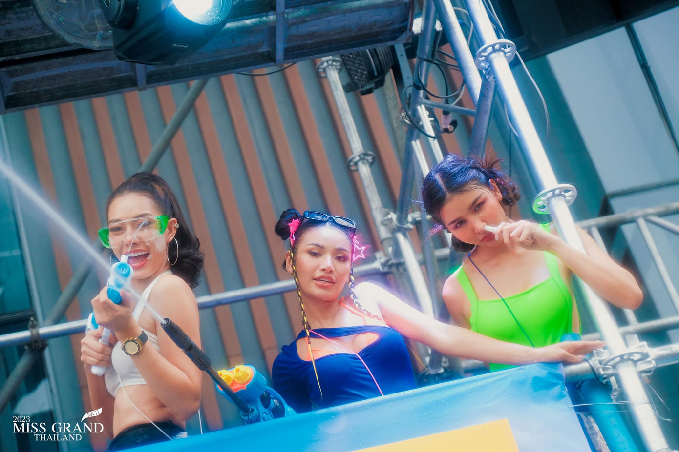 Hoa hậu Hòa bình Thái Lan 2023 có sự tham gia của 77 thí sinh, hiện là cuộc thi sắc đẹp đang được quan tâm ở xứ sở chùa vàng. Cuộc thi nhằm lựa chọn đại diện của Thái Lan tham dự Miss Grand International 2023 tổ chức ở Việt Nam vào tháng 10.