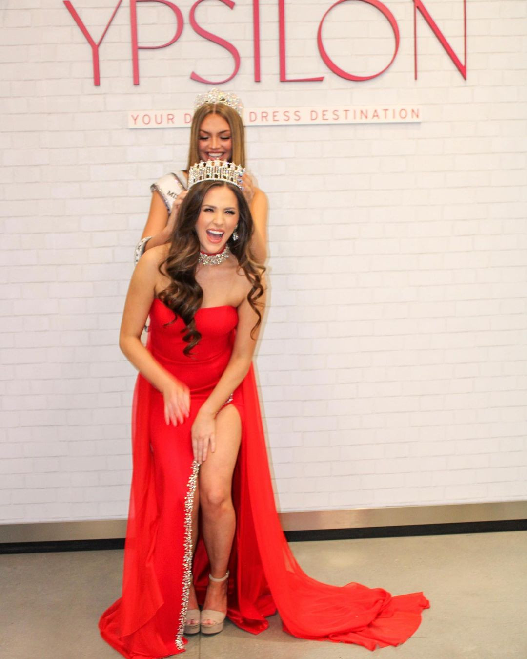 Danh hiệu Hoa hậu bang Utah 2022 được chuyển giao lại cho Á hậu 1 là người đẹp Madison Jonely.