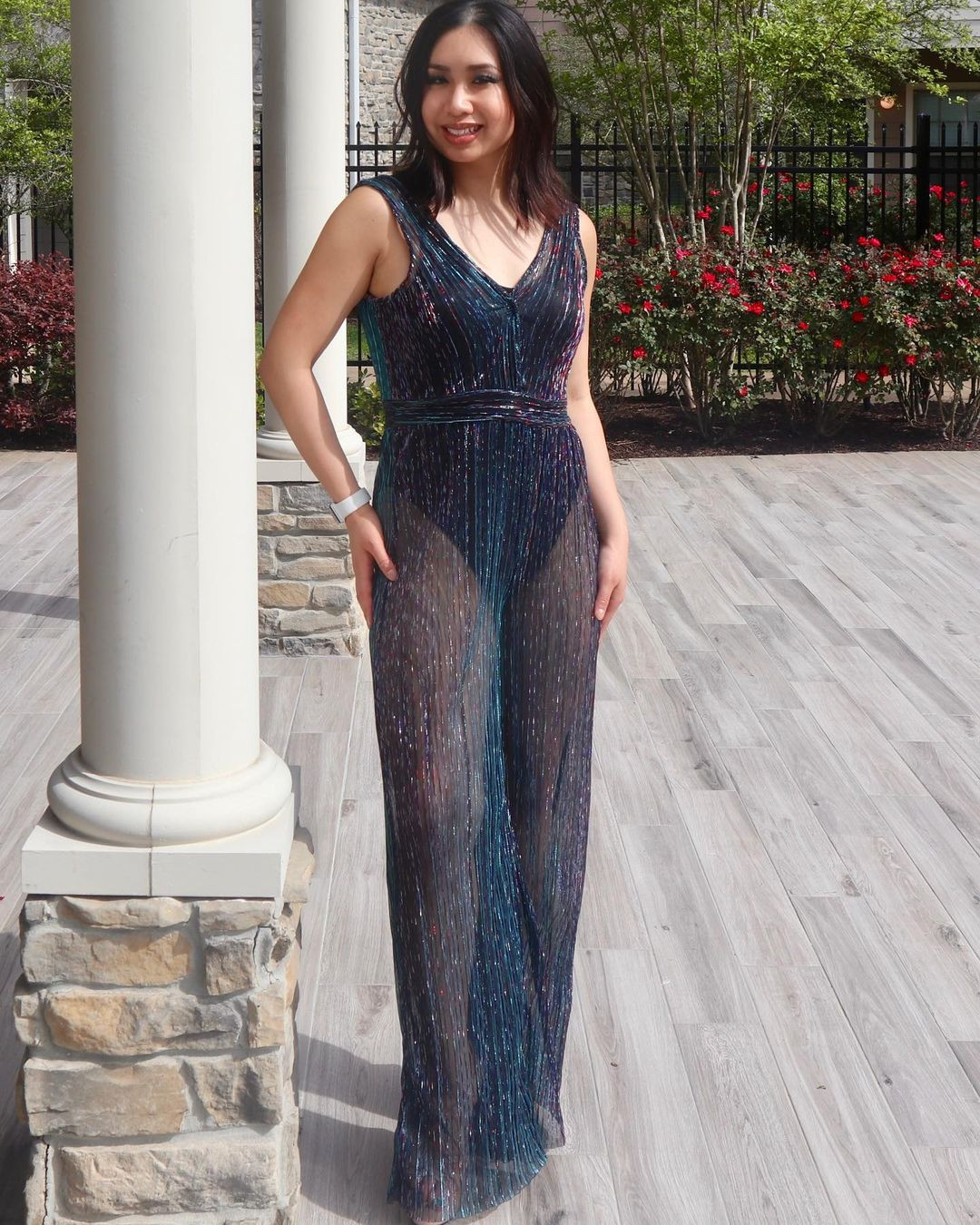 Mặc dù vậy, nhiều ý kiến bày tỏ ủng hộ Darcy Nguyen thử sức ở các cuộc thi sắc đẹp để hoàn thiện bản thân.