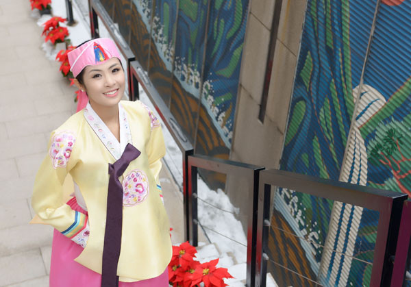 Ngọc Hân mặc Hanbok lộng lẫy ở Hàn Quốc ảnh 6