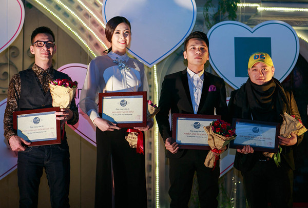 Ngọc Hân đổi phong cách gợi cảm làm giám khảo ảnh 10