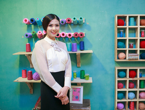 Ngọc Hân đổi phong cách gợi cảm làm giám khảo ảnh 3