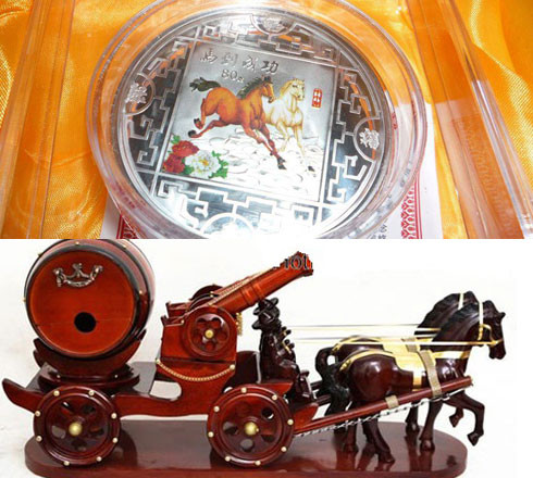 Chọn quà hình ngựa cho năm Giáp Ngọ ảnh 5