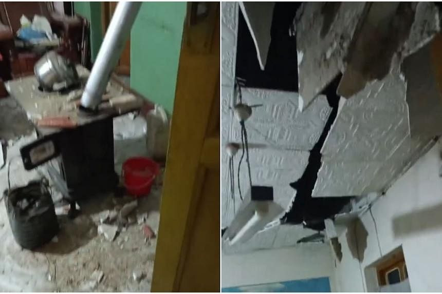 Nhiều ngôi nhà bị hư hại trong trận động đất. Ảnh: Straitstimes Nhiều ngôi nhà bị hư hại trong trận động đất. Ảnh: Straitstimes