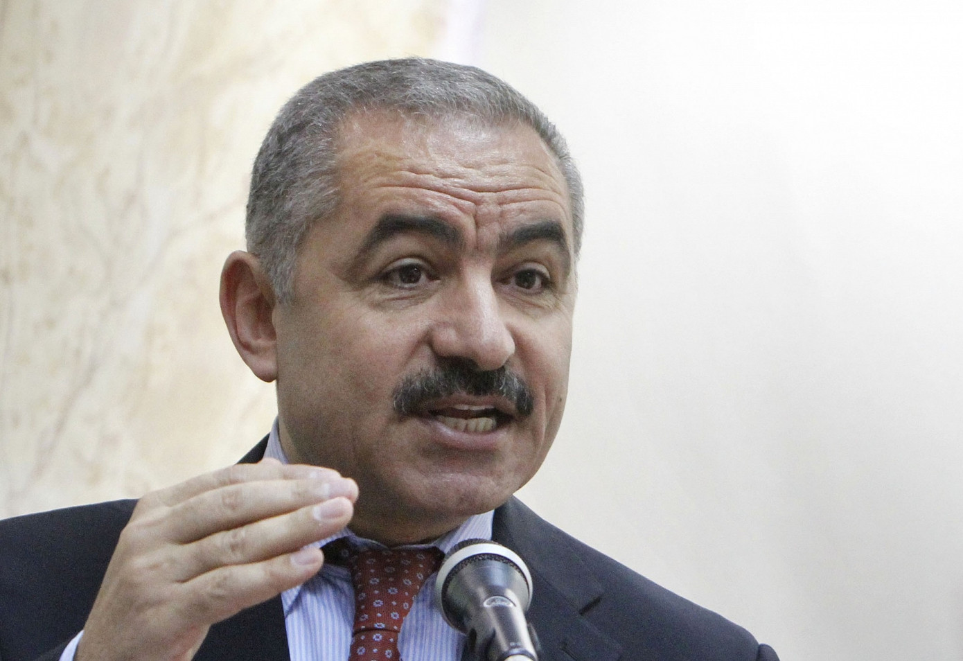 Thủ tướng Palestine Mohammad Shtayyeh. Ảnh: Flash90