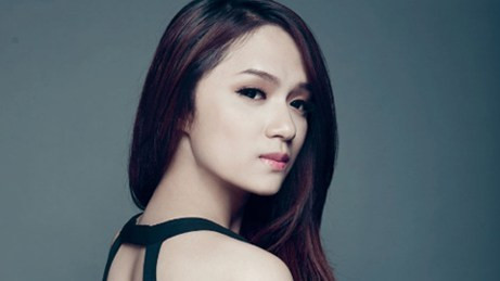 Hương Giang Idol vừa công khai giới tính trong cuộc thi hát và nhận được sự quan tâm từ dư luận