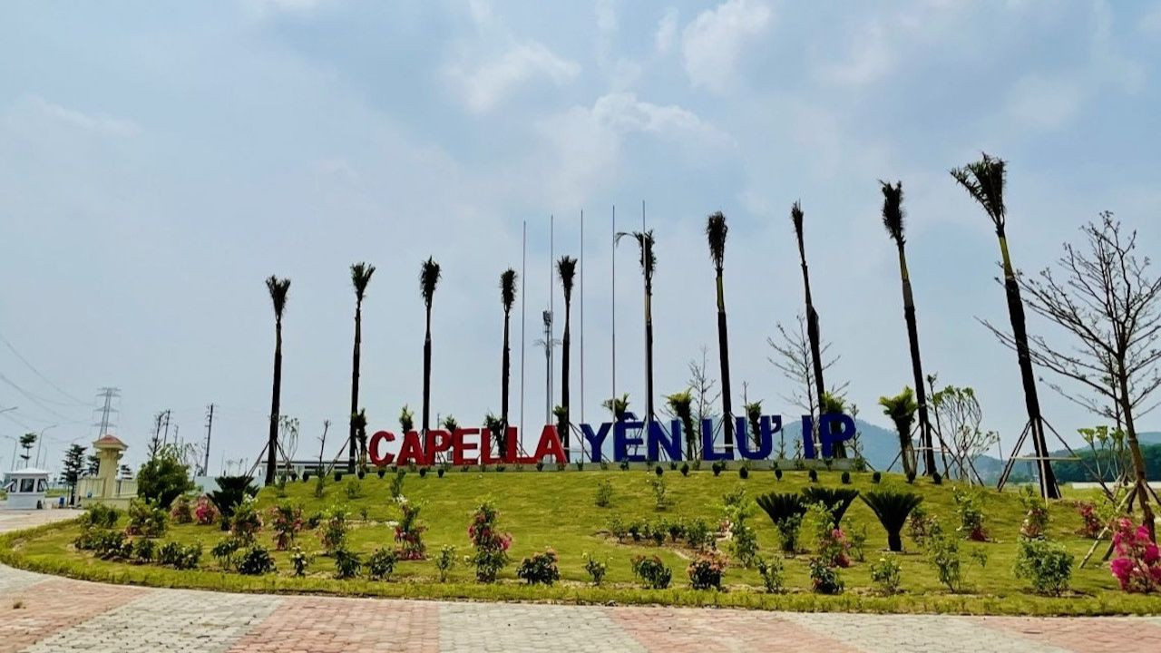 Công ty Cổ phần Bất động sản Capella, chủ đầu tư dự án đầu tư xây dựng và kinh doanh cơ sở hạ tầng Khu công nghiệp Yên Lư, huyện Yên Dũng (tỉnh Bắc Giang) bị xử phạt 135 triệu đồng do xây dựng không phép. Công ty Cổ phần Bất động sản Capella, chủ đầu tư dự án đầu tư xây dựng và kinh doanh cơ sở hạ tầng Khu công nghiệp Yên Lư, huyện Yên Dũng (tỉnh Bắc Giang) bị xử phạt 135 triệu đồng do xây dựng không phép.