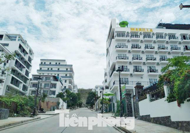 Có 15 công trình xây vượt tầng tại khu biệt thự Ocean View Nha Trang. Ảnh L.H