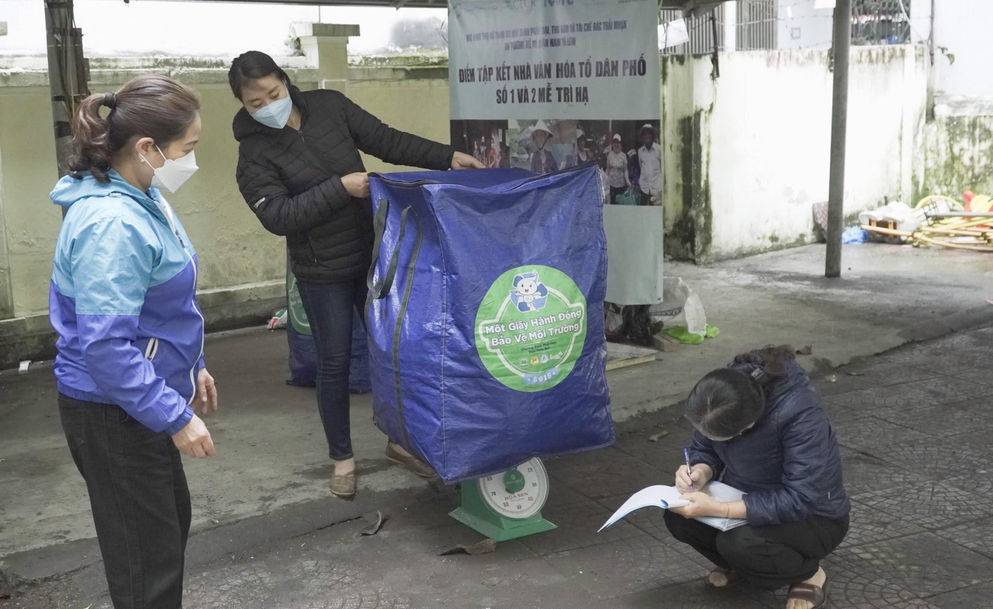 Rác thải hằng ngày trên địa bàn thành phố được thu gom, phân loại từ đầu nguồn