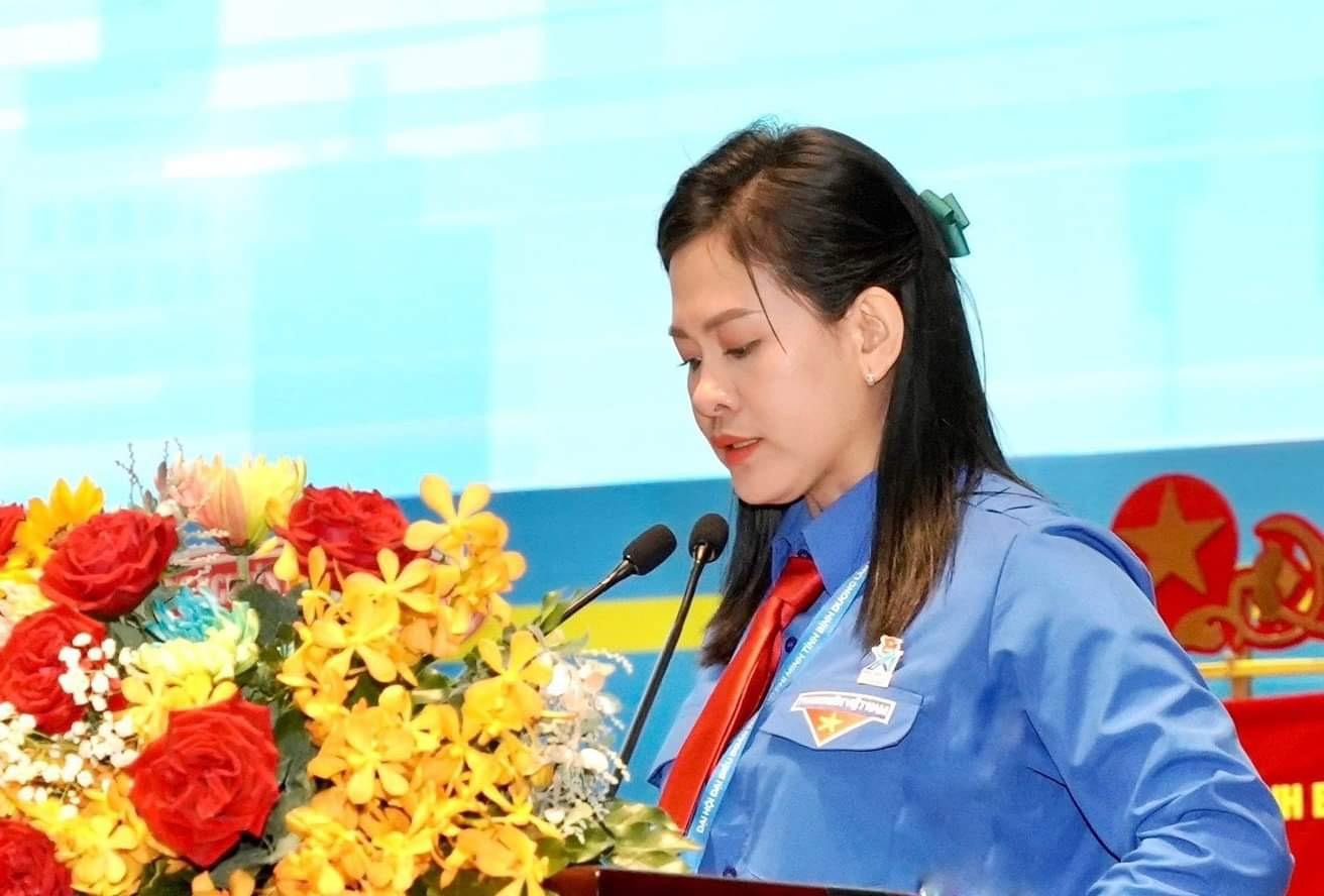 Chị Trần Thị Diễm Trinh - Bí thư Tỉnh Đoàn Bình Dương khóa X Chị Trần Thị Diễm Trinh - Bí thư Tỉnh Đoàn Bình Dương khóa X