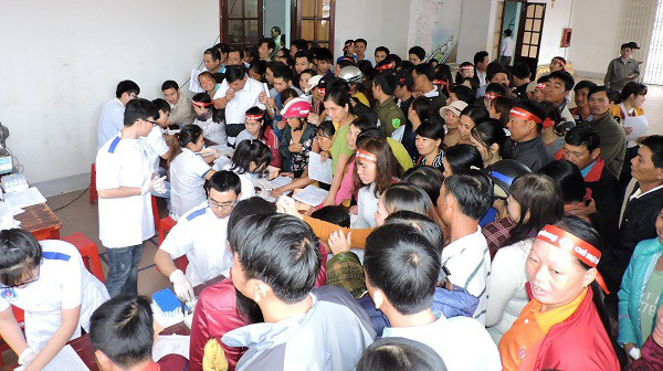 Thành công nhờ cán bộ gương mẫu đi đầu ảnh 9