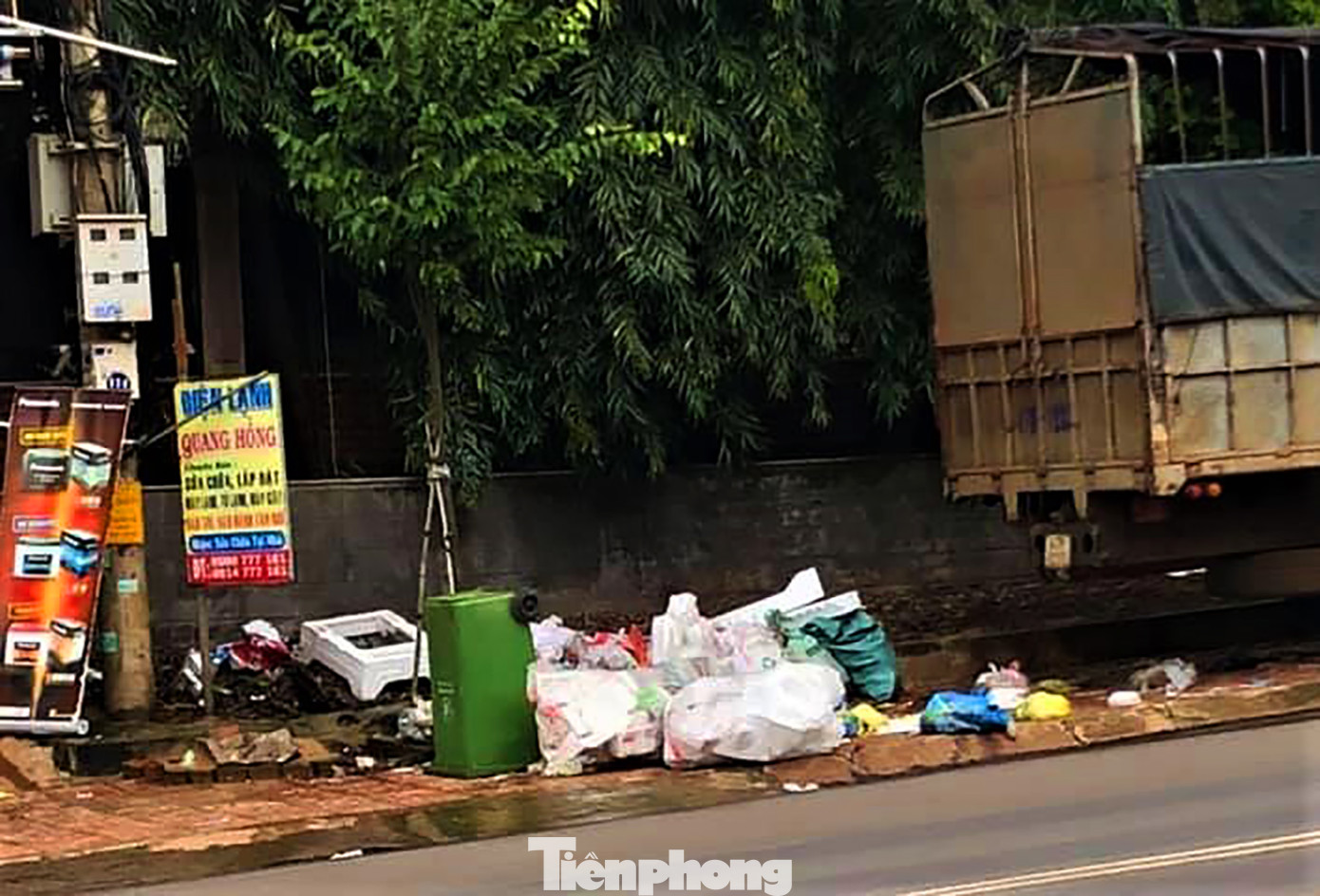 Người dân ngộp thở trong thị trấn ngập rác ở Đắk Lắk ảnh 7