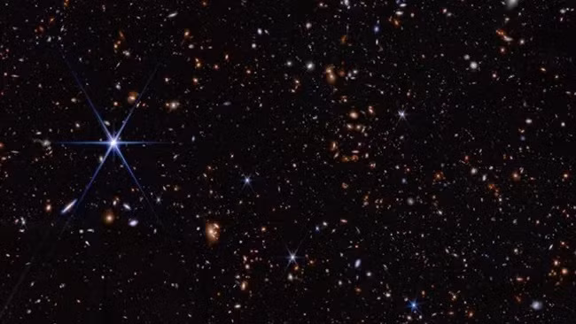 Hình ảnh trường sâu từ JWST nhìn lại vũ trụ sơ khai (Ảnh: NASA, ESA, CSA, STScI, Brant Robertson (UC Santa Cruz), Ben Johnson (CfA), Sandro Tacchella (Cambridge), Phill Cargile (CfA))