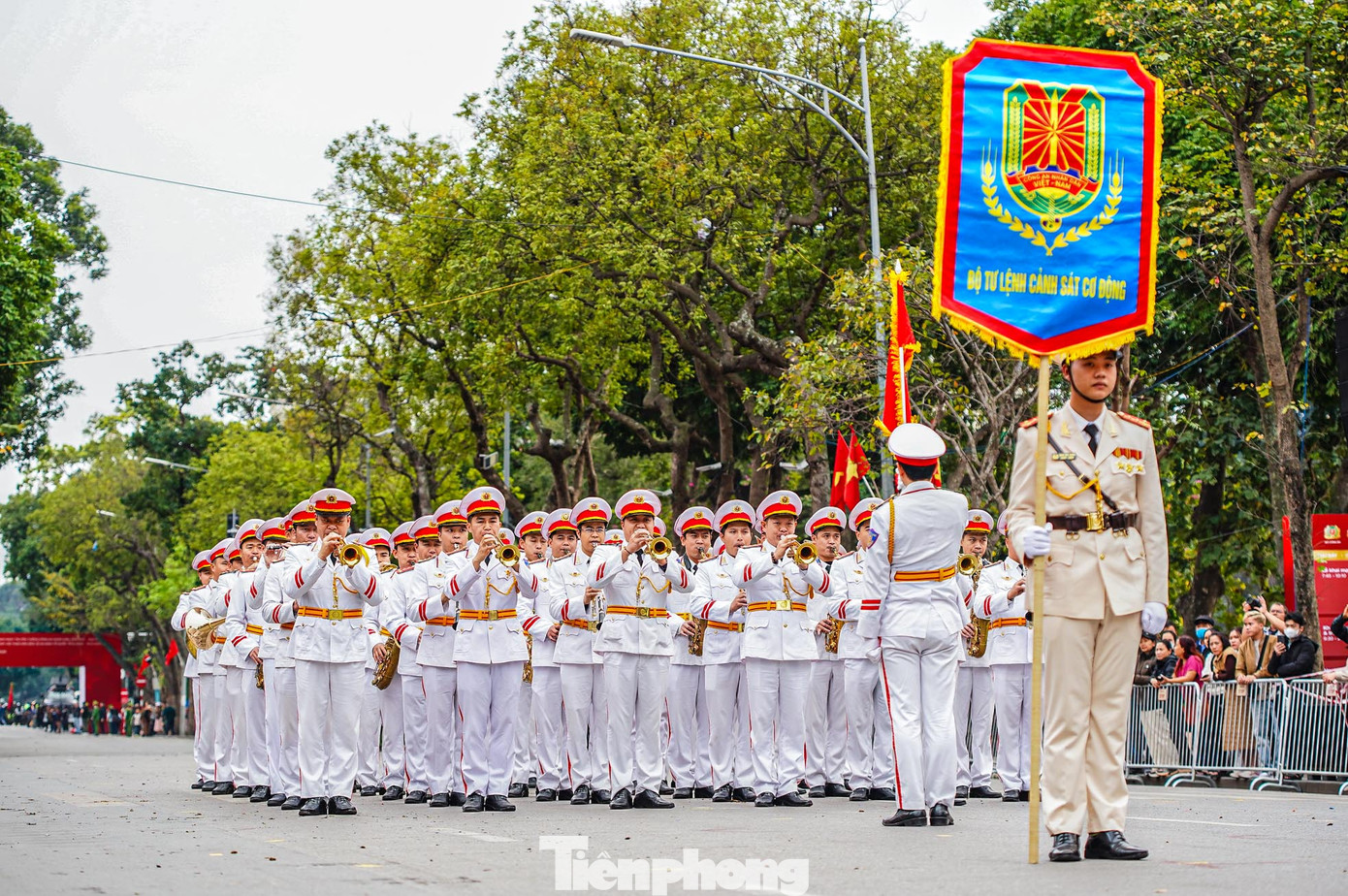 Màn biểu diễn Nhạc kèn của lực lượng công an.