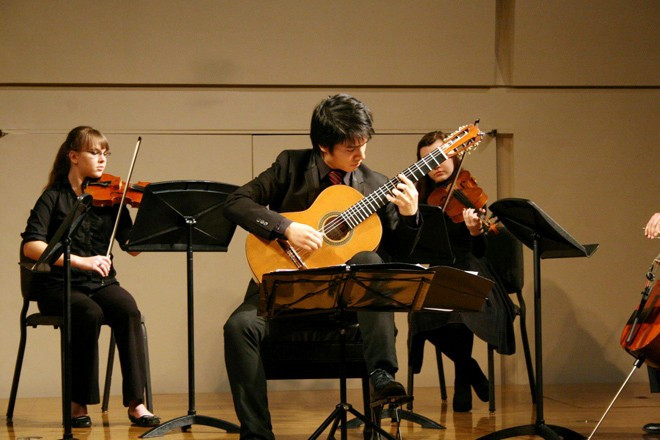 Tuấn An mong muốn sở hữu một bộ sưu tập đàn guitar 