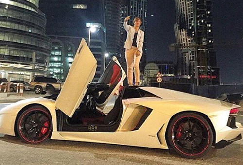 Hội con nhà giàu Nga và thú vui khoe siêu xe ảnh 8