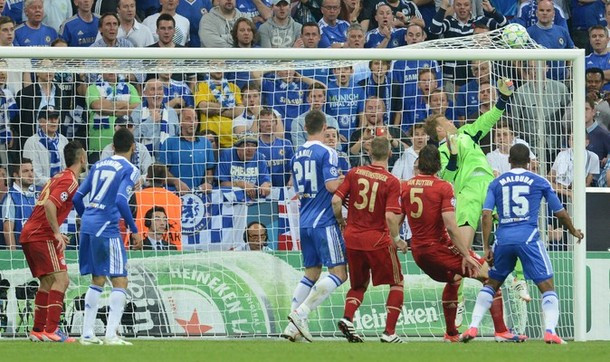 Bàn thắng của Drogba giúp Chelsea sống lại hy vọng đoạt cúp Champions League