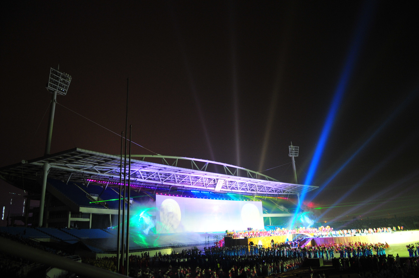 Đêm hội pháo hoa rực rỡ mừng Thủ đô nghìn tuổi ảnh 11