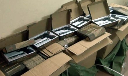 Video 'tiêm kích Su-30 đua với siêu xe Ferrari' hot nhất tuần qua ảnh 6