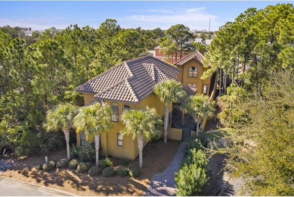 Biệt thự ven biển ở Mỹ của Hồng Ngọc được ông xã tặng có gì đặc biệt? ảnh 2