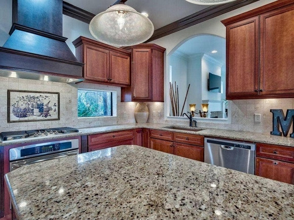 Biệt thự ven biển ở Mỹ của Hồng Ngọc được ông xã tặng có gì đặc biệt? ảnh 8