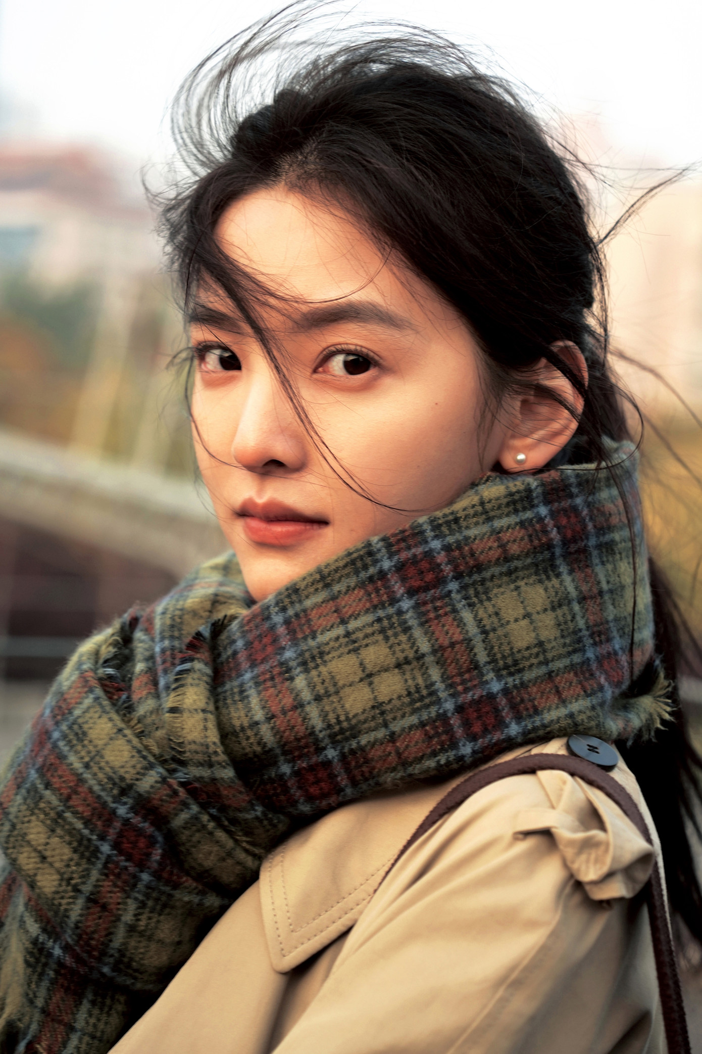 QQ đưa tin mới đây Chương Nhược Nam đã trở thành tiểu hoa đán sinh sau năm 1995 đầu tiên đạt 10 triệu lượt yêu thích cho một video trên nền tảng Douyin, mạng xã hội được đánh giá là có lượng người dùng thực cao nhất và sôi nổi nhất tại Trung Quốc hiện nay. Thành tích này giúp người đẹp 28 tuổi vượt qua những đồng nghiệp cùng lứa đang rất hot như Triệu Lộ Tư, Bạch Lộc, Ngu Thư Hân.