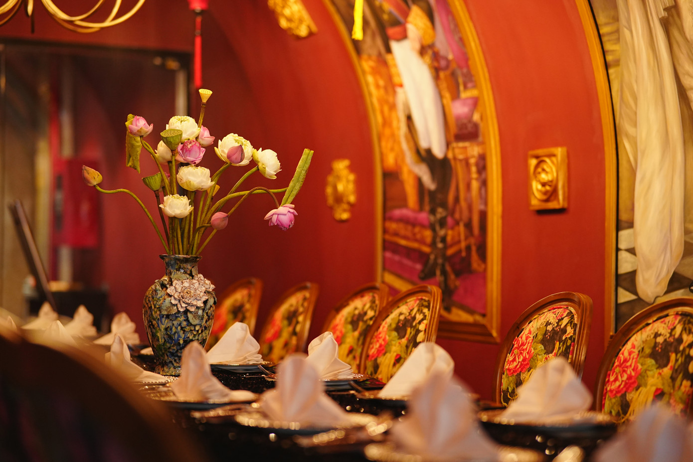 Không gian được trang trí đậm chất hồn Việt. Không gian được trang trí đậm chất hồn Việt.