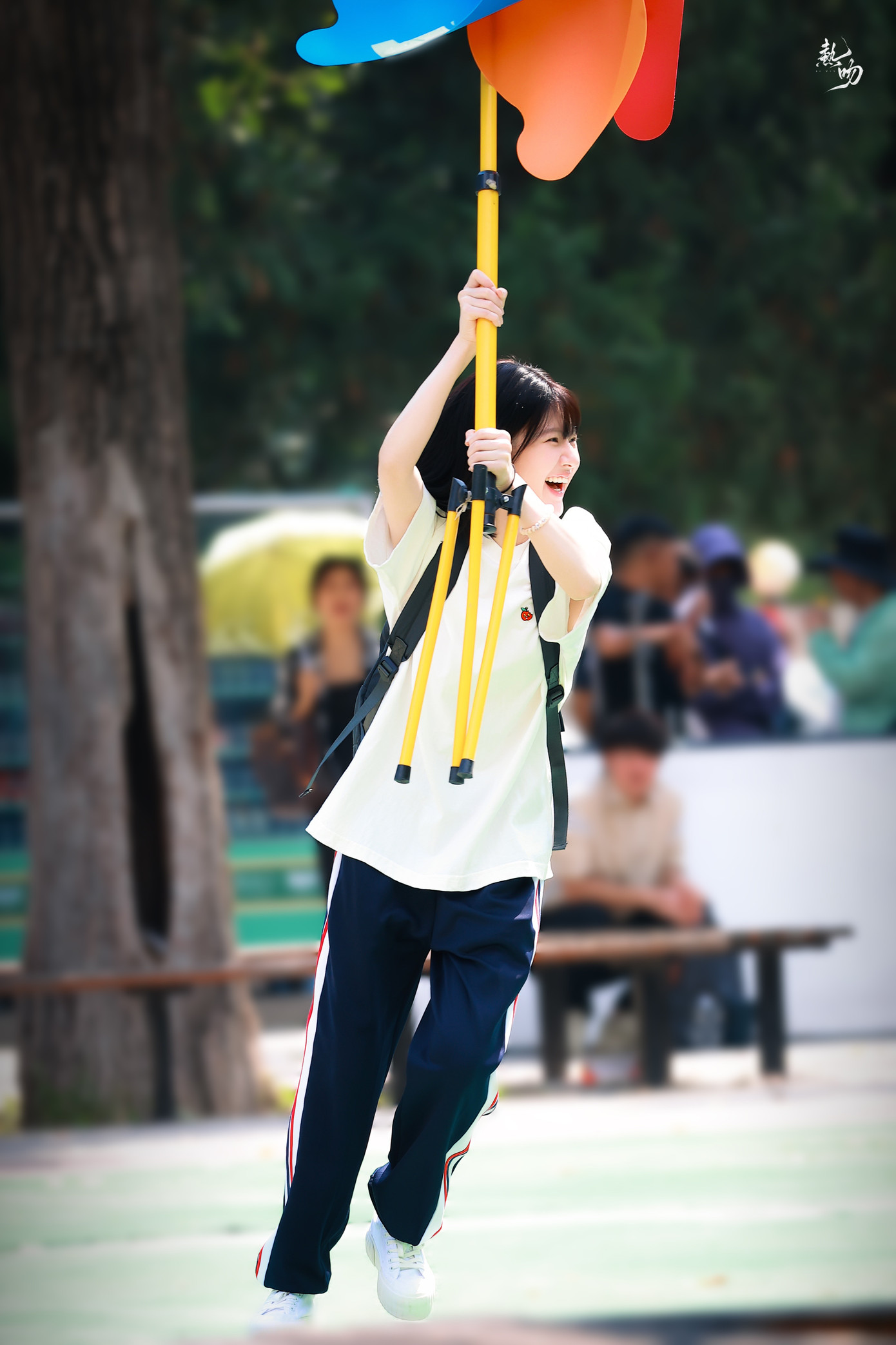 Tạo hình học sinh của Triệu Lộ Tư.